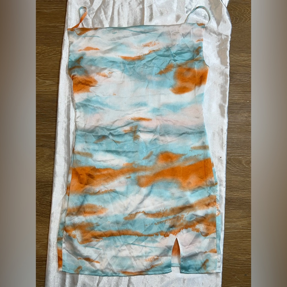 SHEIN DRESS SIZE MEDIUM
